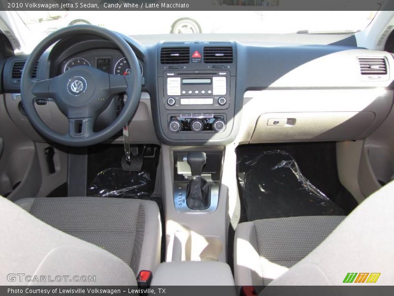 Candy White / Latte Macchiato 2010 Volkswagen Jetta S Sedan