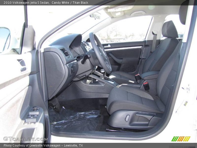 Candy White / Titan Black 2010 Volkswagen Jetta S Sedan