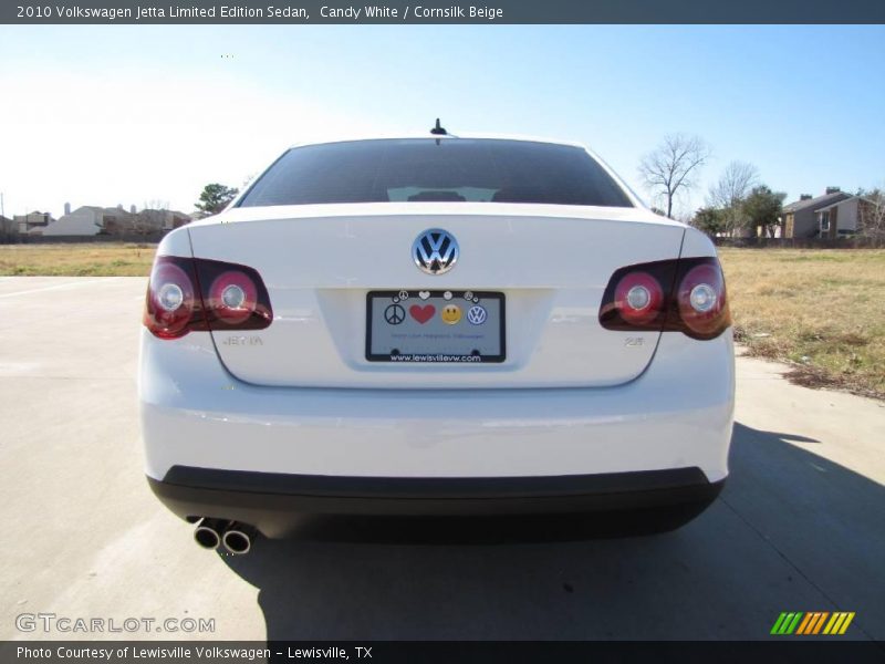 Candy White / Cornsilk Beige 2010 Volkswagen Jetta Limited Edition Sedan
