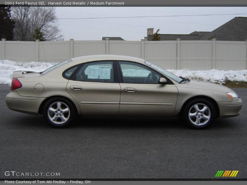 Harvest Gold Metallic / Medium Parchment 2001 Ford Taurus SES
