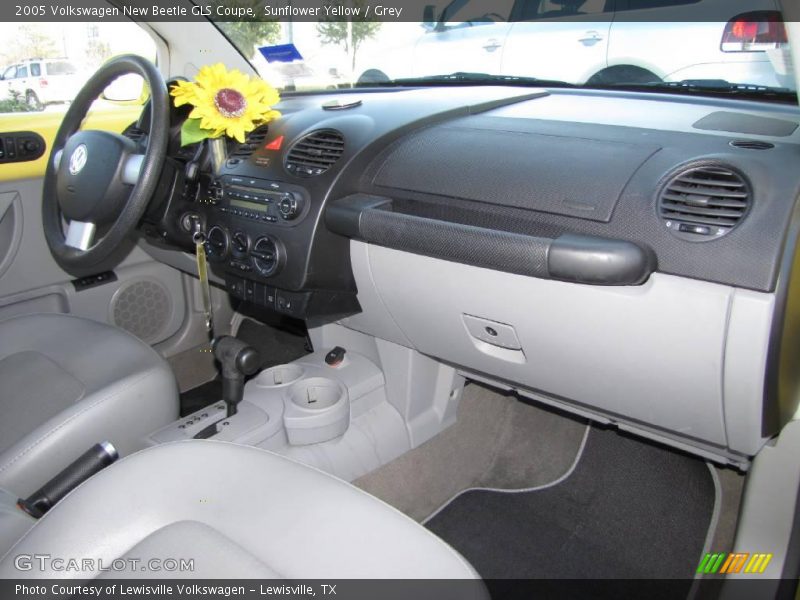 Sunflower Yellow / Grey 2005 Volkswagen New Beetle GLS Coupe
