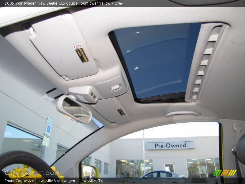 Sunflower Yellow / Grey 2005 Volkswagen New Beetle GLS Coupe