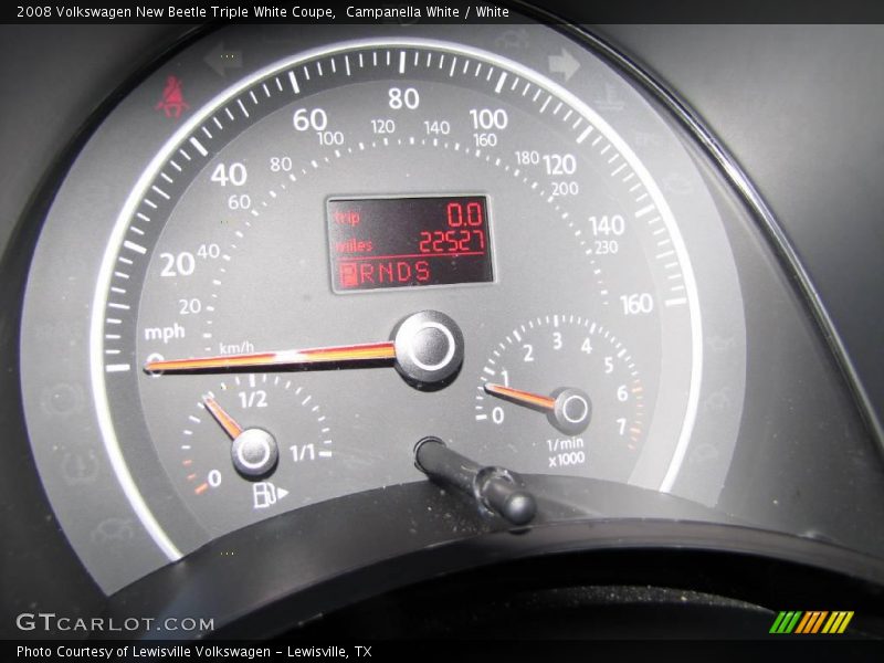 Campanella White / White 2008 Volkswagen New Beetle Triple White Coupe
