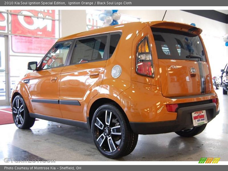 Ignition Orange / Black Soul Logo Cloth 2010 Kia Soul Ignition Special Edition