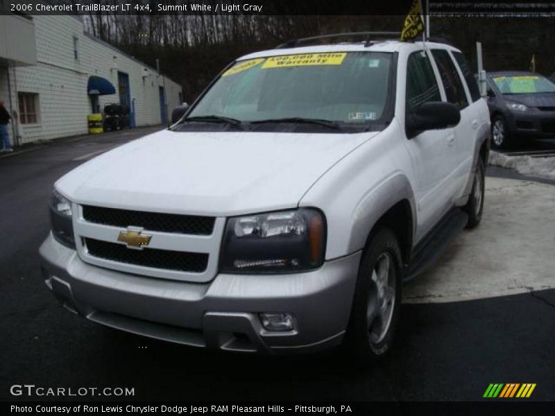 Summit White / Light Gray 2006 Chevrolet TrailBlazer LT 4x4