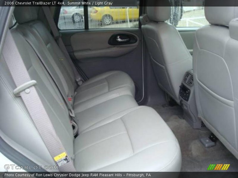 Summit White / Light Gray 2006 Chevrolet TrailBlazer LT 4x4