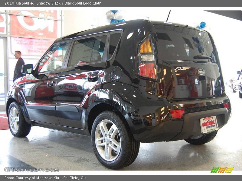 Shadow Black / Black Soul Logo Cloth 2010 Kia Soul +