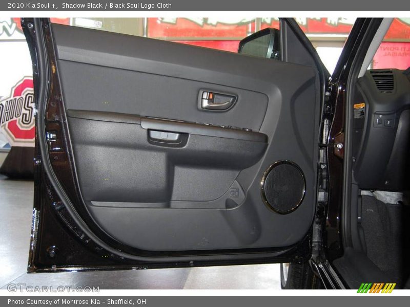 Shadow Black / Black Soul Logo Cloth 2010 Kia Soul +