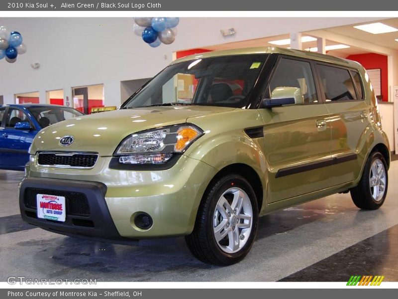 Alien Green / Black Soul Logo Cloth 2010 Kia Soul +