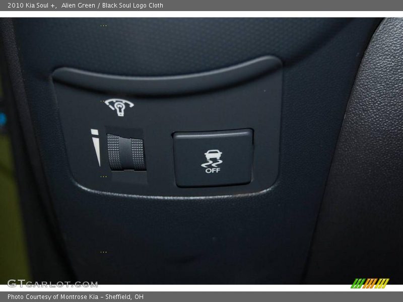 Alien Green / Black Soul Logo Cloth 2010 Kia Soul +