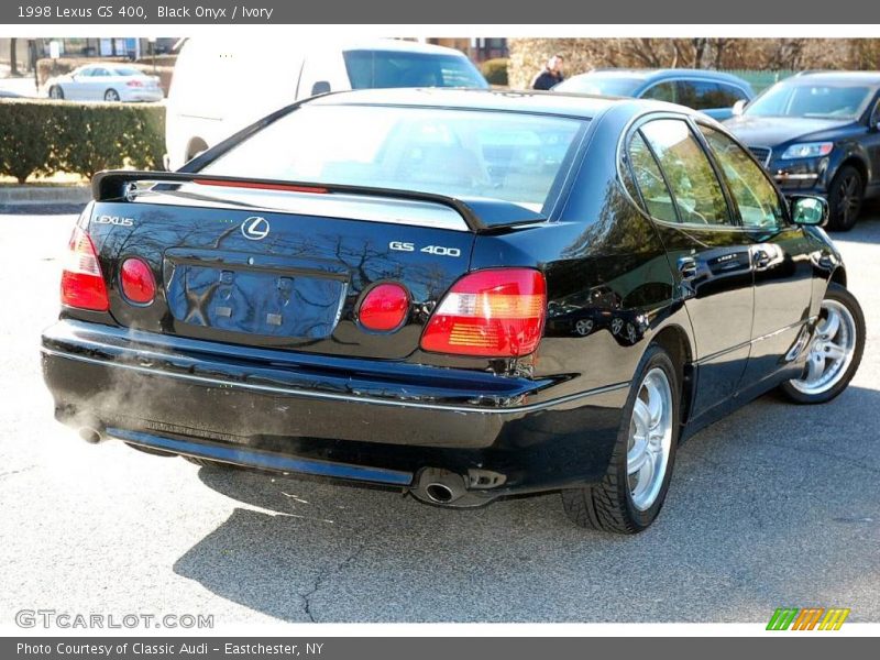 Black Onyx / Ivory 1998 Lexus GS 400