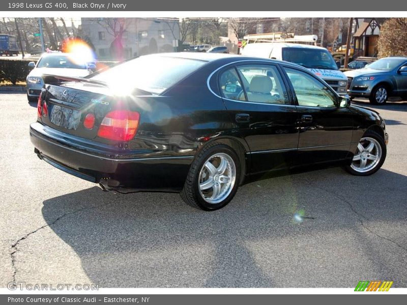 Black Onyx / Ivory 1998 Lexus GS 400