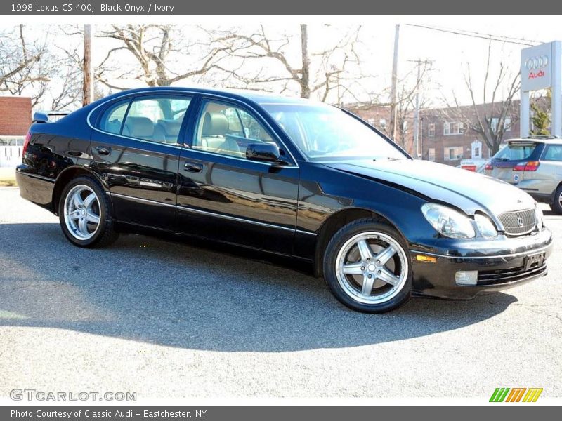 Black Onyx / Ivory 1998 Lexus GS 400