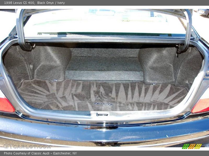 Black Onyx / Ivory 1998 Lexus GS 400
