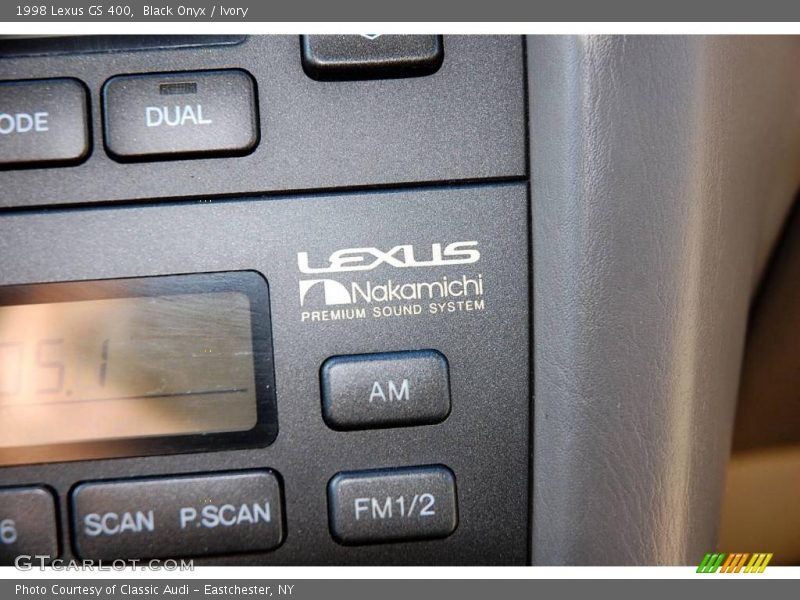 Black Onyx / Ivory 1998 Lexus GS 400