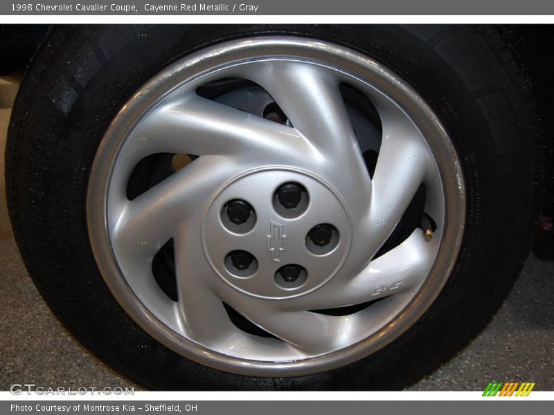 Cayenne Red Metallic / Gray 1998 Chevrolet Cavalier Coupe