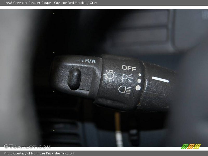 Cayenne Red Metallic / Gray 1998 Chevrolet Cavalier Coupe