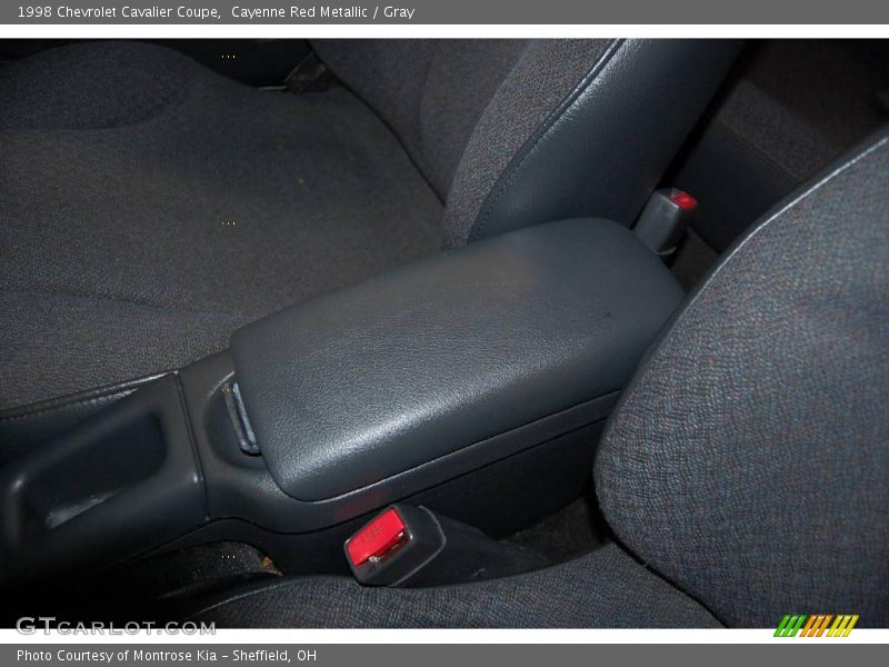 Cayenne Red Metallic / Gray 1998 Chevrolet Cavalier Coupe