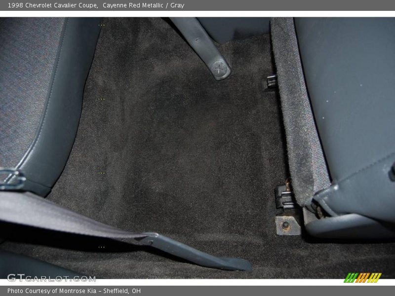 Cayenne Red Metallic / Gray 1998 Chevrolet Cavalier Coupe