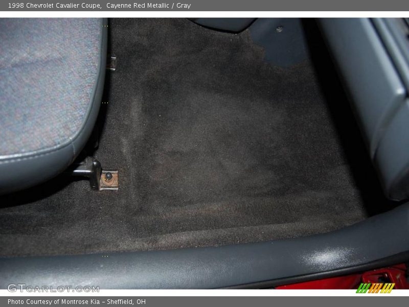 Cayenne Red Metallic / Gray 1998 Chevrolet Cavalier Coupe