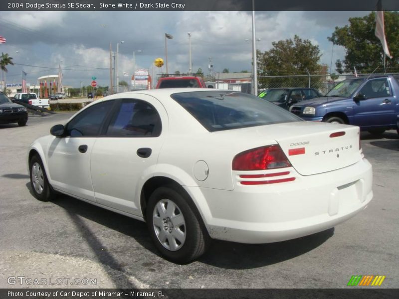 Stone White / Dark Slate Gray 2004 Dodge Stratus SE Sedan