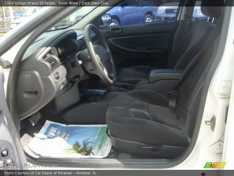 Stone White / Dark Slate Gray 2004 Dodge Stratus SE Sedan
