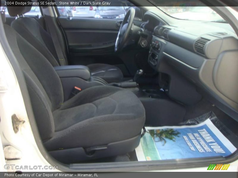 Stone White / Dark Slate Gray 2004 Dodge Stratus SE Sedan