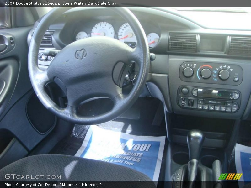 Stone White / Dark Slate Gray 2004 Dodge Stratus SE Sedan