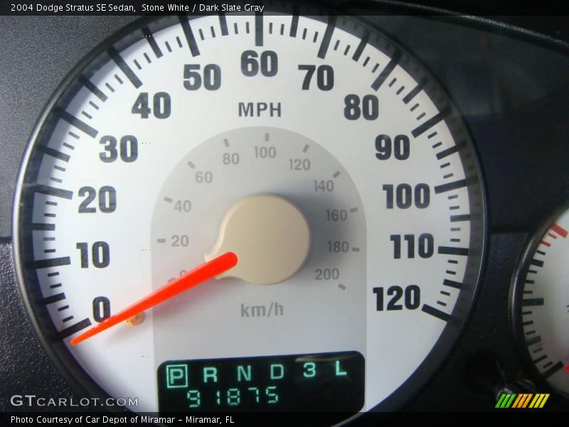 Stone White / Dark Slate Gray 2004 Dodge Stratus SE Sedan