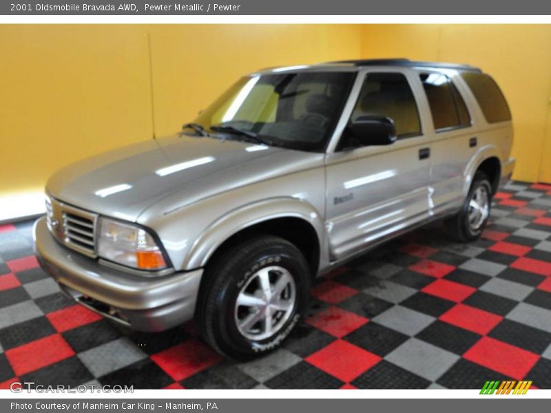 Pewter Metallic / Pewter 2001 Oldsmobile Bravada AWD