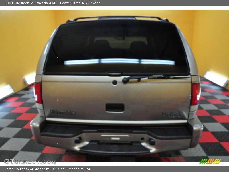 Pewter Metallic / Pewter 2001 Oldsmobile Bravada AWD
