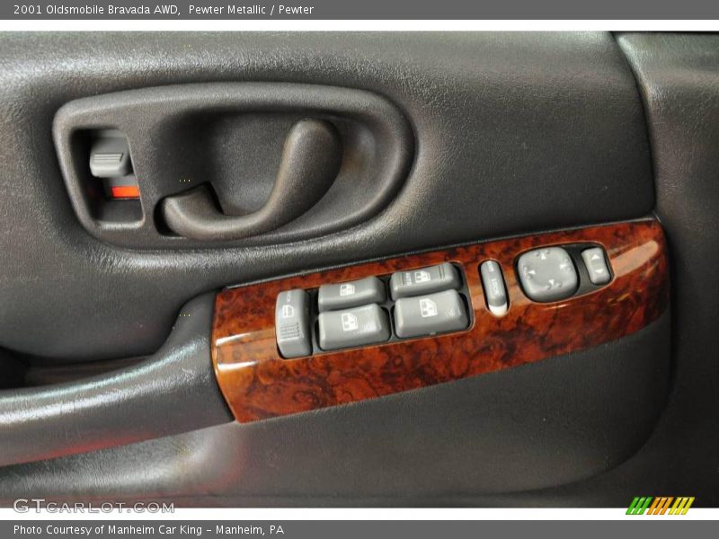 Pewter Metallic / Pewter 2001 Oldsmobile Bravada AWD