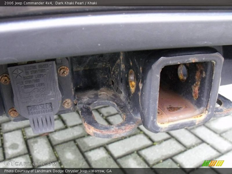 Dark Khaki Pearl / Khaki 2006 Jeep Commander 4x4