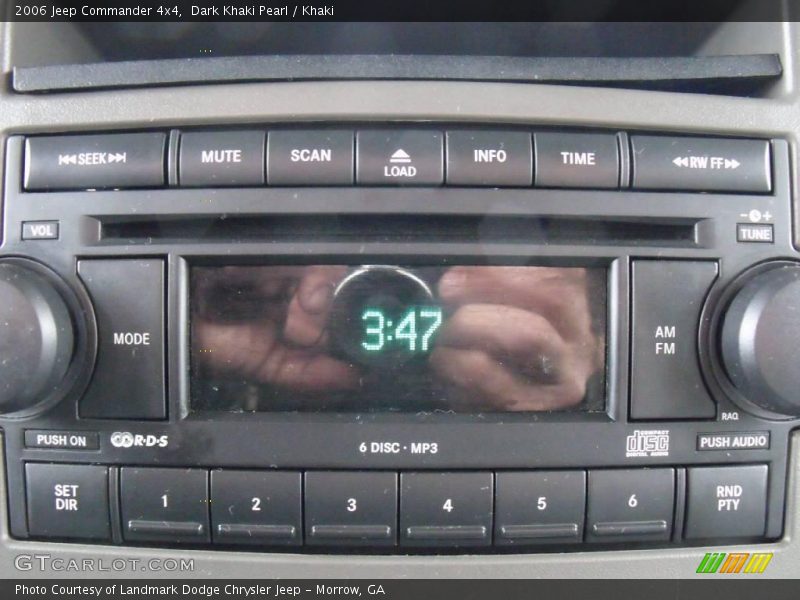 Dark Khaki Pearl / Khaki 2006 Jeep Commander 4x4