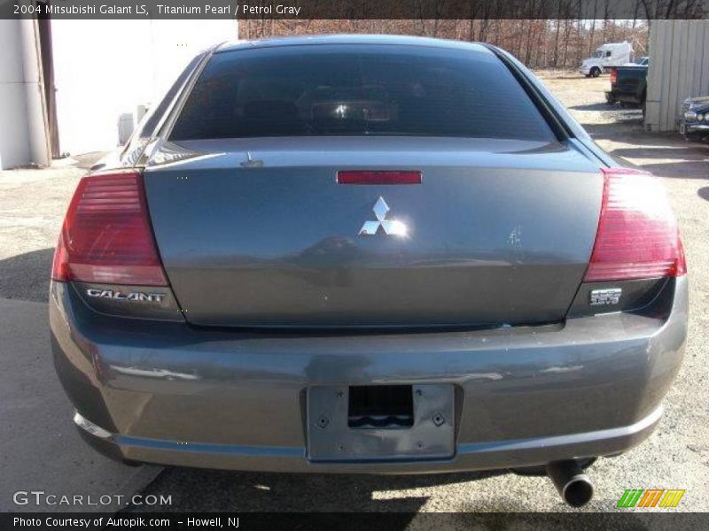 Titanium Pearl / Petrol Gray 2004 Mitsubishi Galant LS