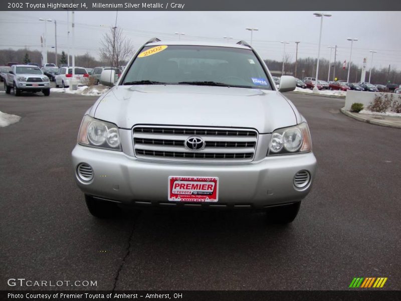 Millennium Silver Metallic / Gray 2002 Toyota Highlander I4