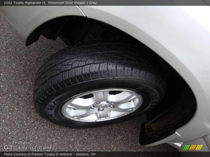Millennium Silver Metallic / Gray 2002 Toyota Highlander I4