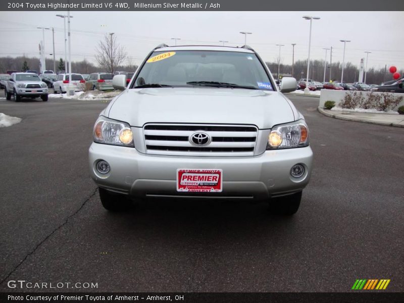 Millenium Silver Metallic / Ash 2004 Toyota Highlander Limited V6 4WD