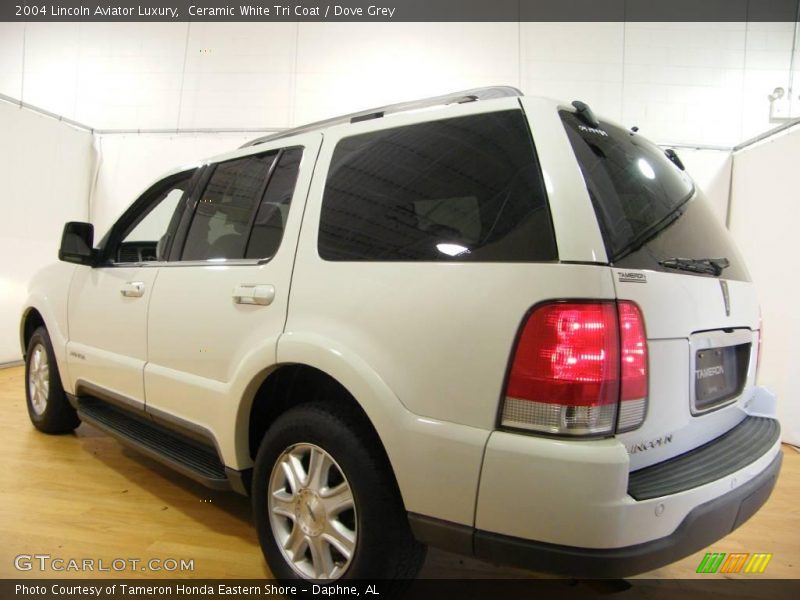 Ceramic White Tri Coat / Dove Grey 2004 Lincoln Aviator Luxury