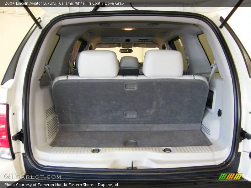 Ceramic White Tri Coat / Dove Grey 2004 Lincoln Aviator Luxury