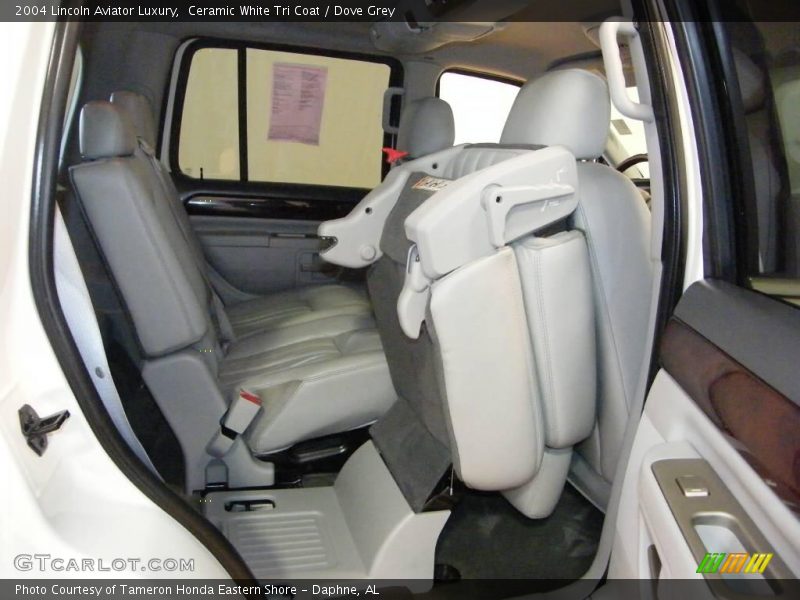 Ceramic White Tri Coat / Dove Grey 2004 Lincoln Aviator Luxury