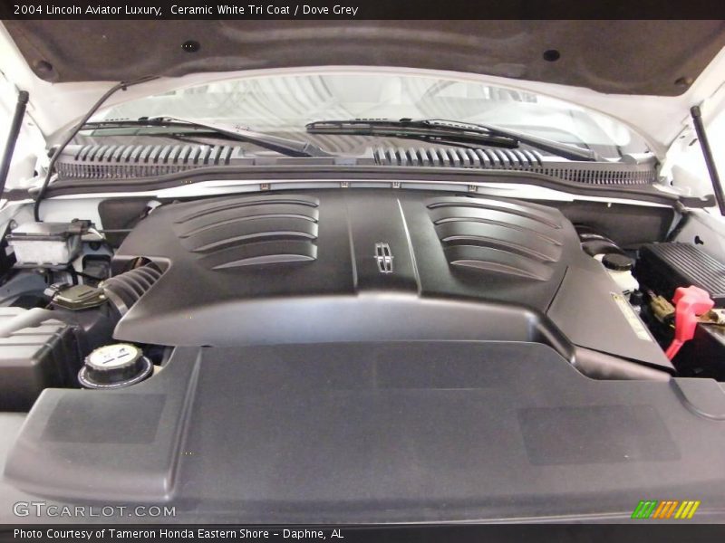 Ceramic White Tri Coat / Dove Grey 2004 Lincoln Aviator Luxury