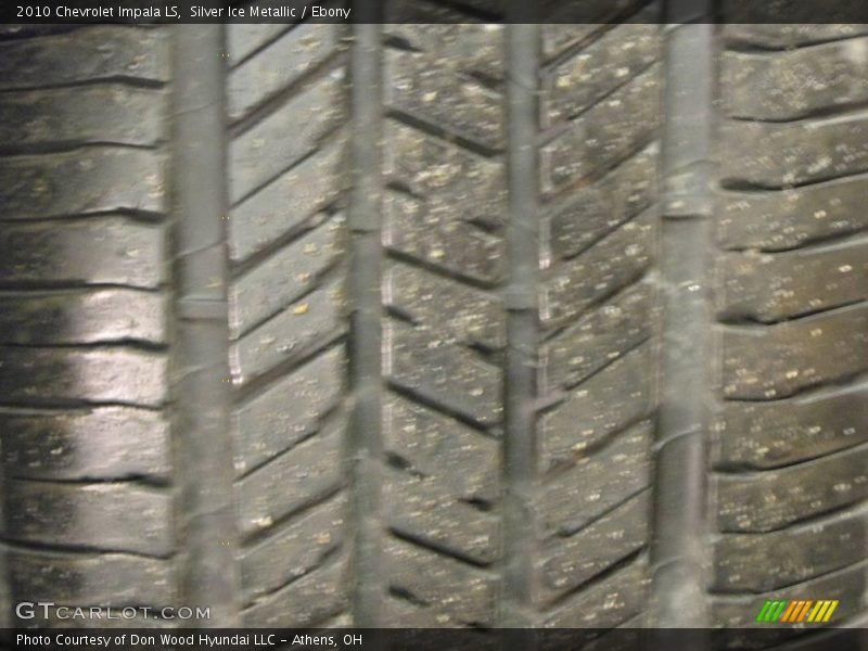 Silver Ice Metallic / Ebony 2010 Chevrolet Impala LS