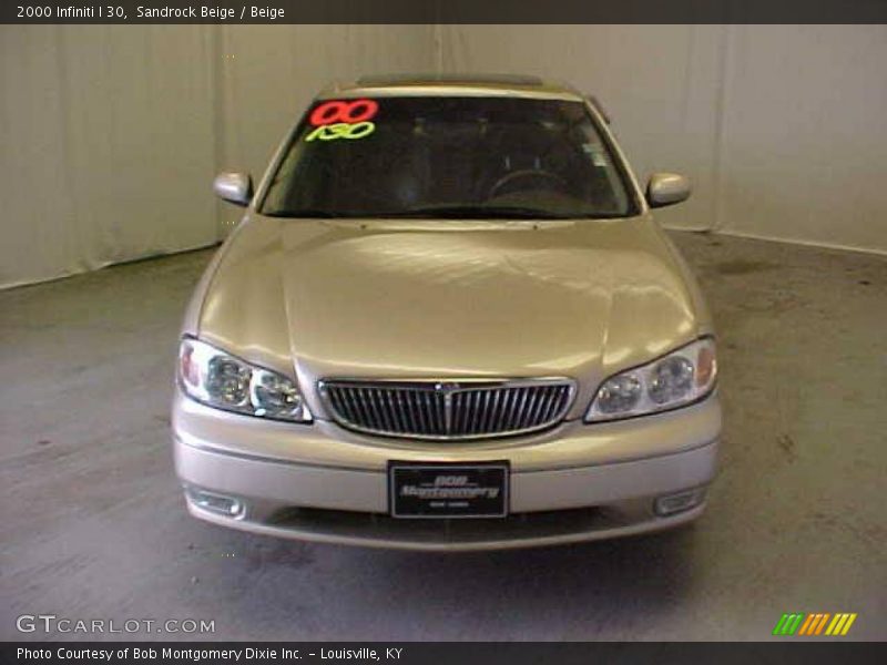Sandrock Beige / Beige 2000 Infiniti I 30