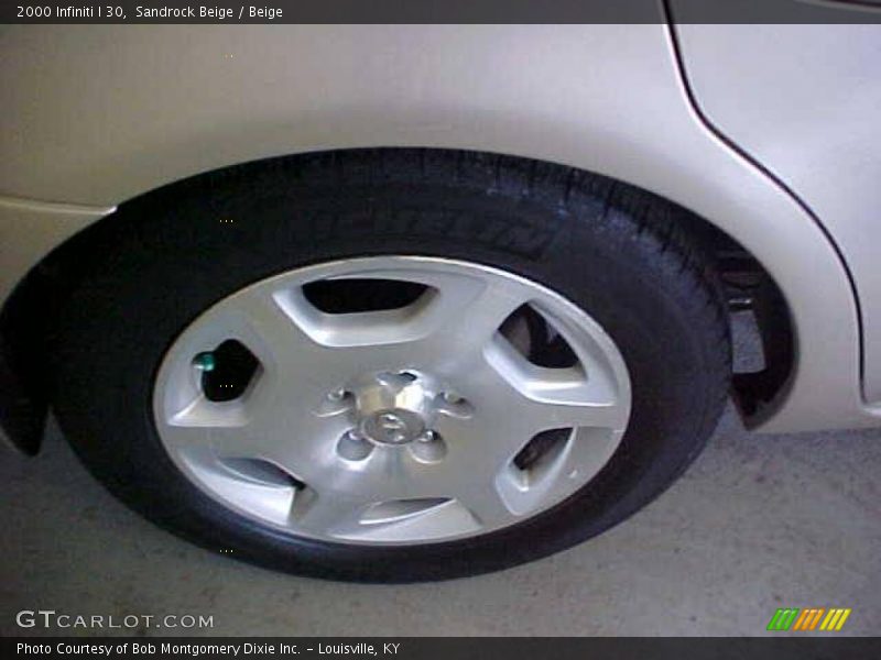 Sandrock Beige / Beige 2000 Infiniti I 30