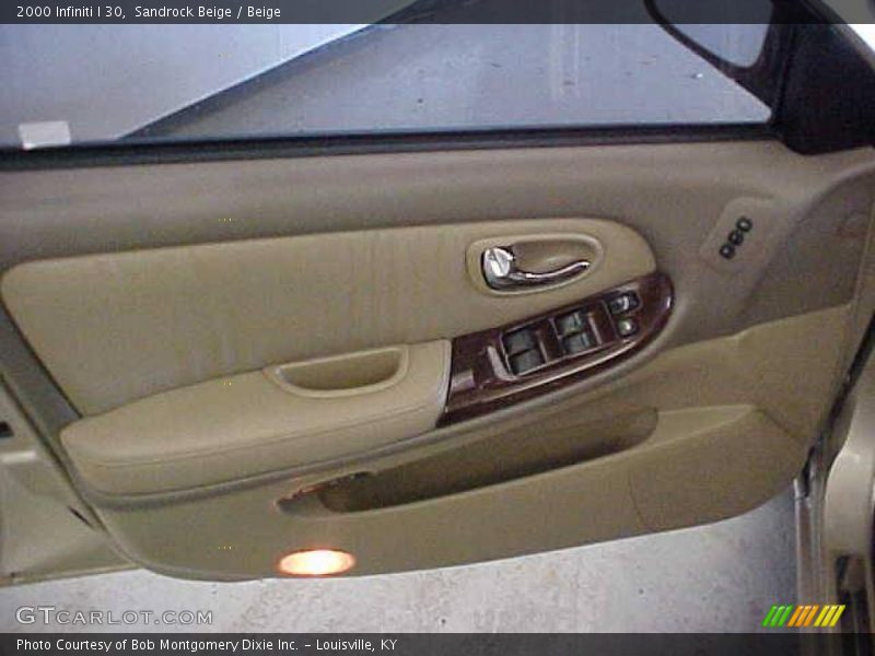 Sandrock Beige / Beige 2000 Infiniti I 30