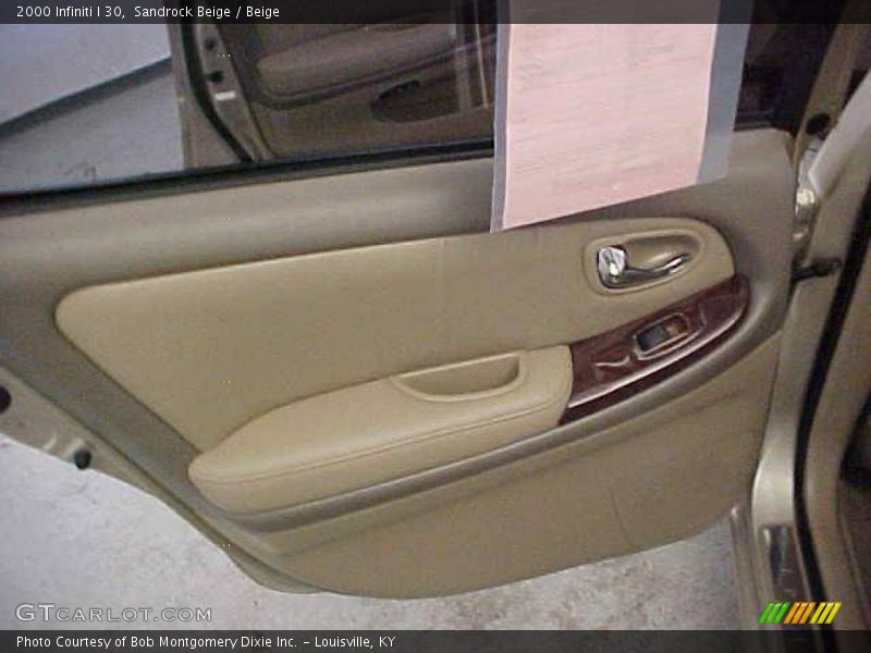 Sandrock Beige / Beige 2000 Infiniti I 30