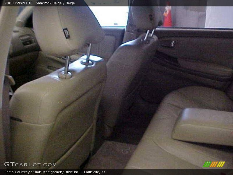 Sandrock Beige / Beige 2000 Infiniti I 30