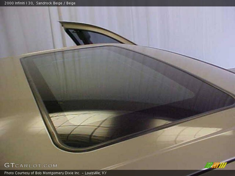 Sandrock Beige / Beige 2000 Infiniti I 30