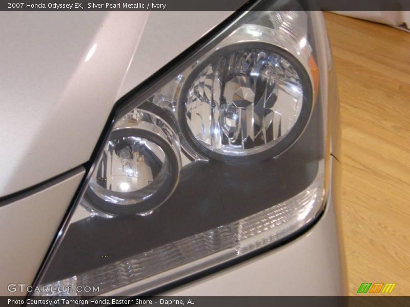 Silver Pearl Metallic / Ivory 2007 Honda Odyssey EX